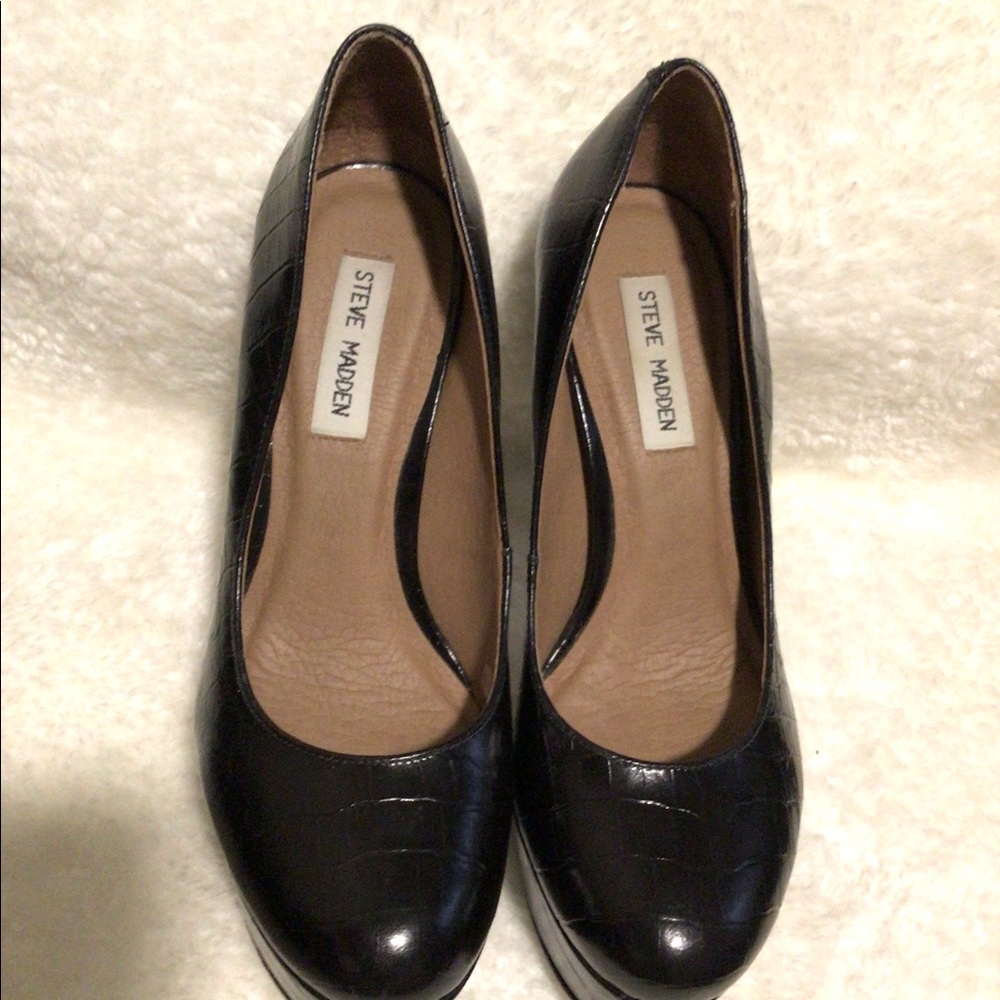 Steve Madden platform heel